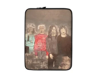 Red Hot Chili Peppers: Portreya komê: Kîsê parastinê yê laptopê, 13 an 15 înç ji aliyê İlker Ortaç ve